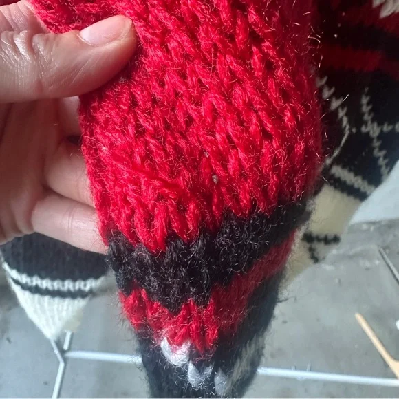 Hand Knit Wool Sweater - Picture 5 of 5